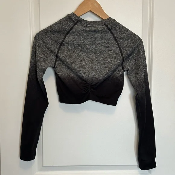 Gymshark Adapt Ombré Seamless Long Sleeve Crop Top - Picture 6 of 7
